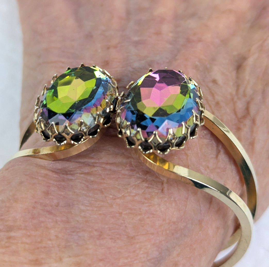 Estate Vintage Large Watermelon Heliotrope Crystals Clamper Bracelet Unsigned