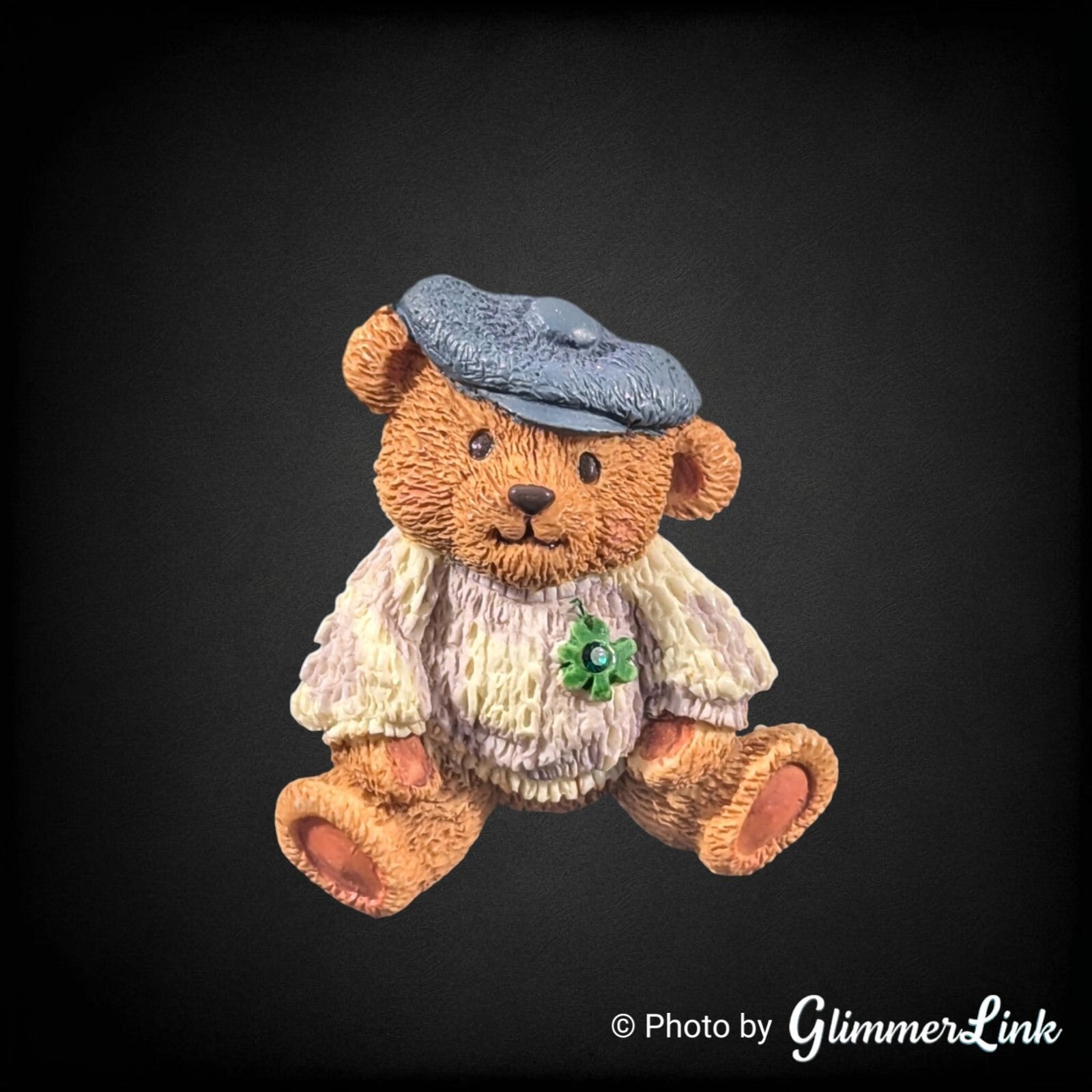 Vintage 2000 Y2K Avon Teddy Bear Shamrock St Patrick’s Resin Holiday Brooch Pin