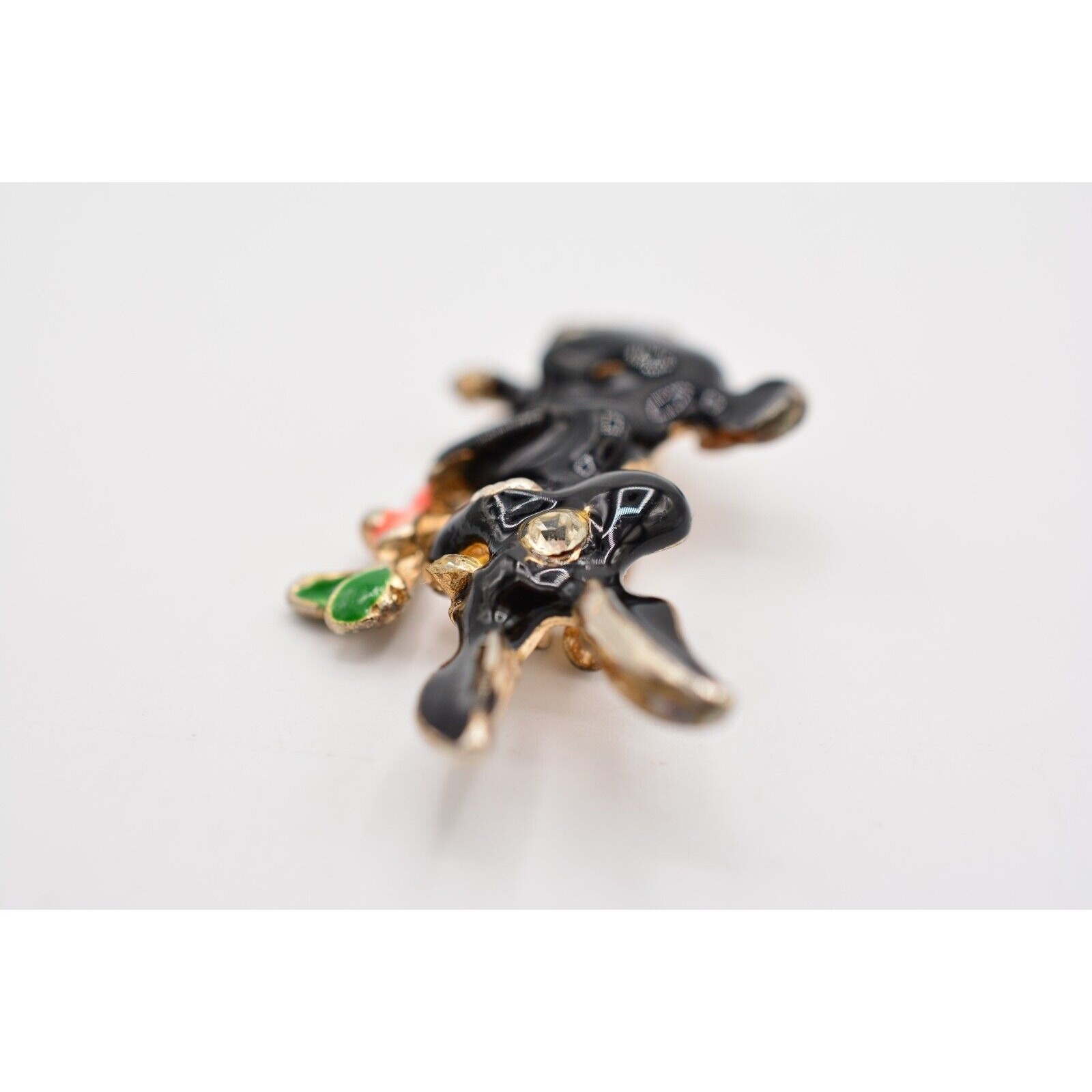 Vintage Rabbit Pin Brooch Black Bunny Enamel Carrot Small Cute Tiny BinAL