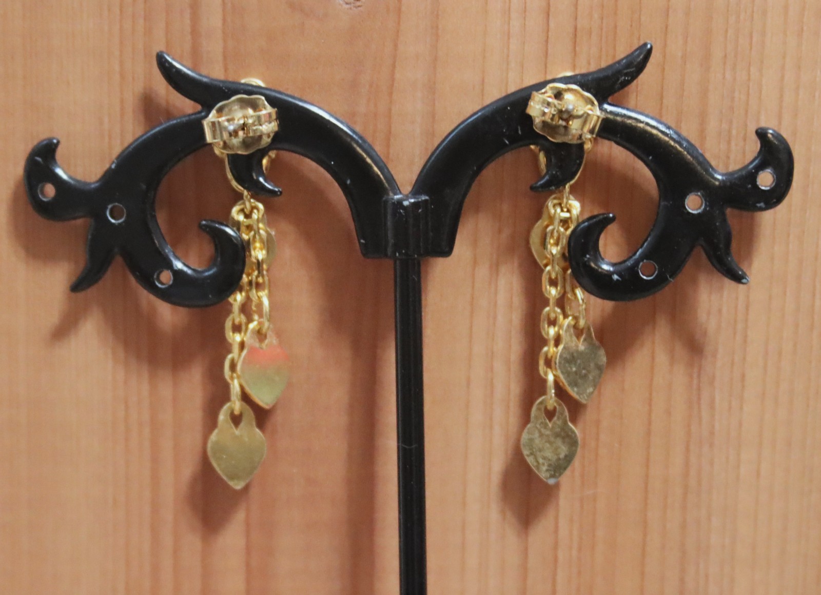 Unsigned Vintage Avon Red Floral Heart Pierced Earrings Flower & Dangling Hearts