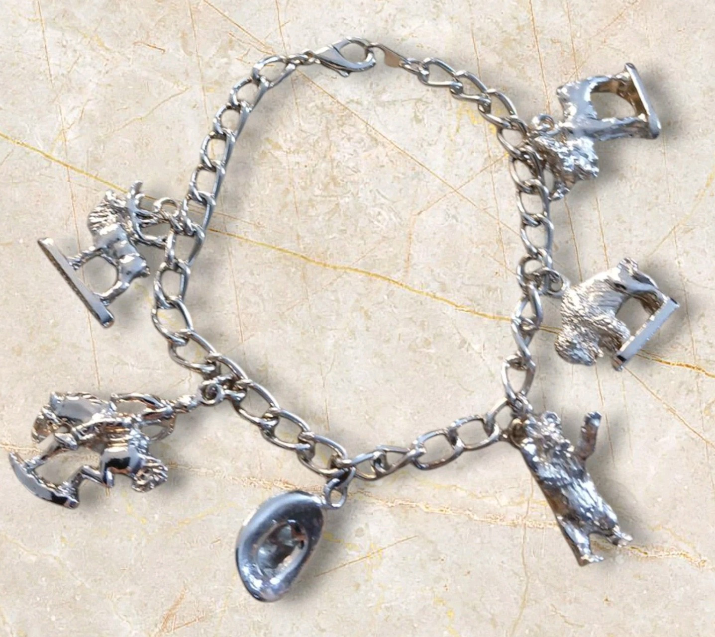 Charm Bracelet Silvertone Western Bronco Rider Moose Bison Cowboy Hat Bear