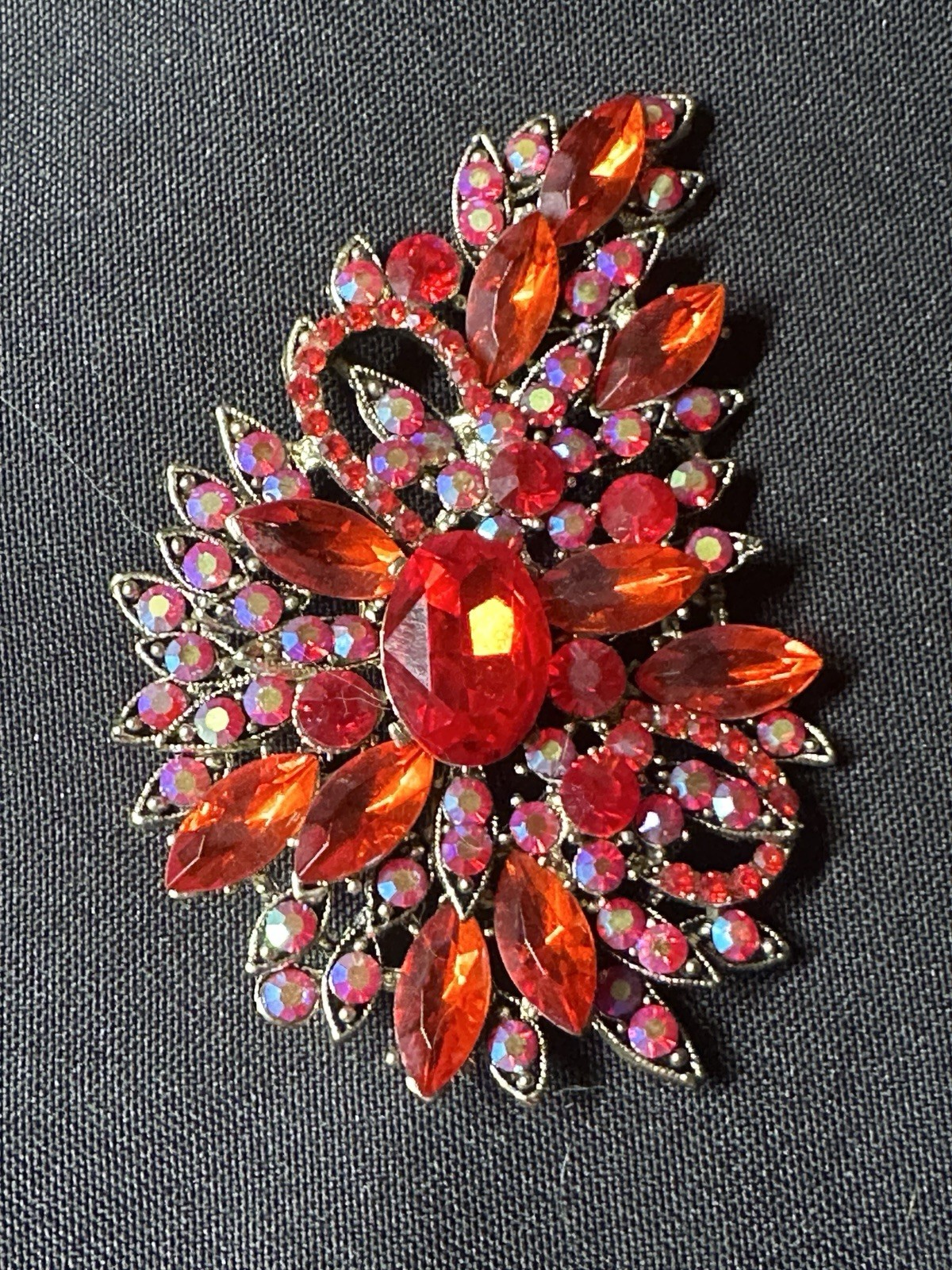 Lot/13 Vintage 50s 60s 70s 80s Some Rhinestone Mixed Material Brooch Pin VIDEO