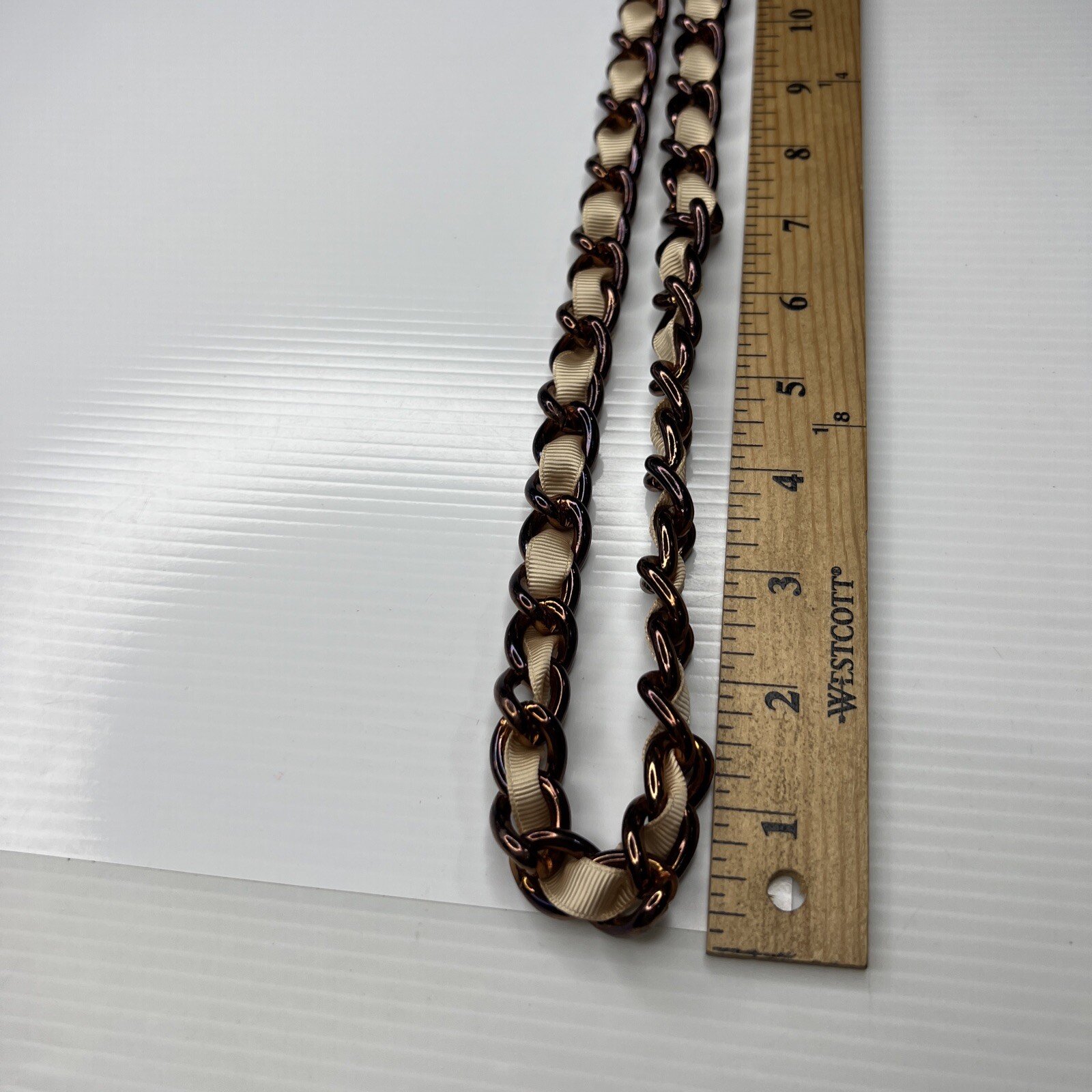 H1 Coldwater Creek Brass Bronze Tone Woven Beige Fabric Retro Wrapped Chain 32″