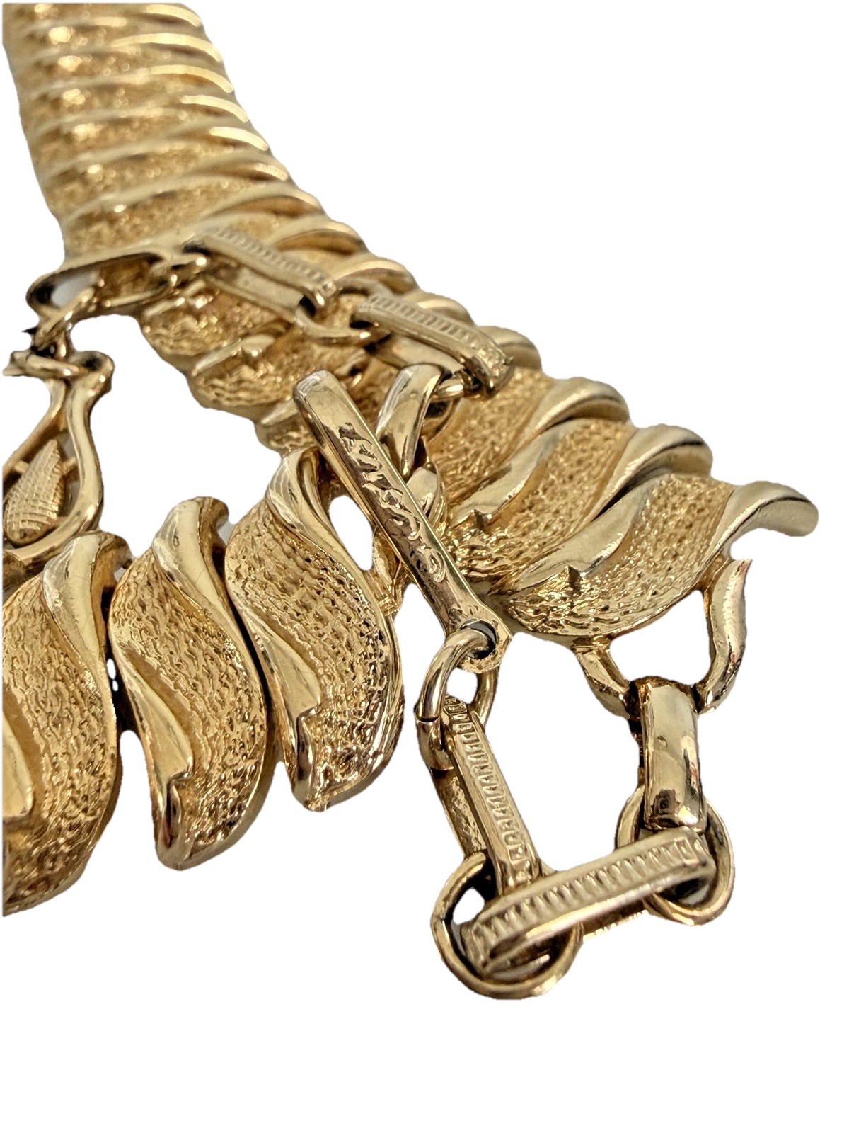Vintage Coro Gold Tone Articulated Textured Links Choker Chain Necklace 14″
