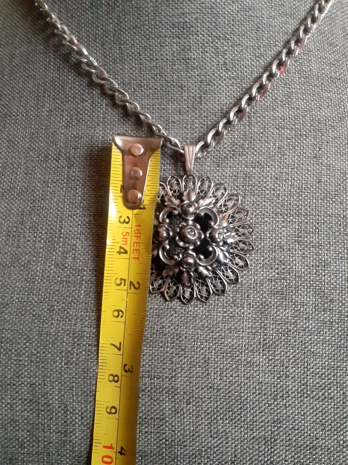 Vintage Filigree Flower 3D Pendant Lightweight Necklace W/button Clasp