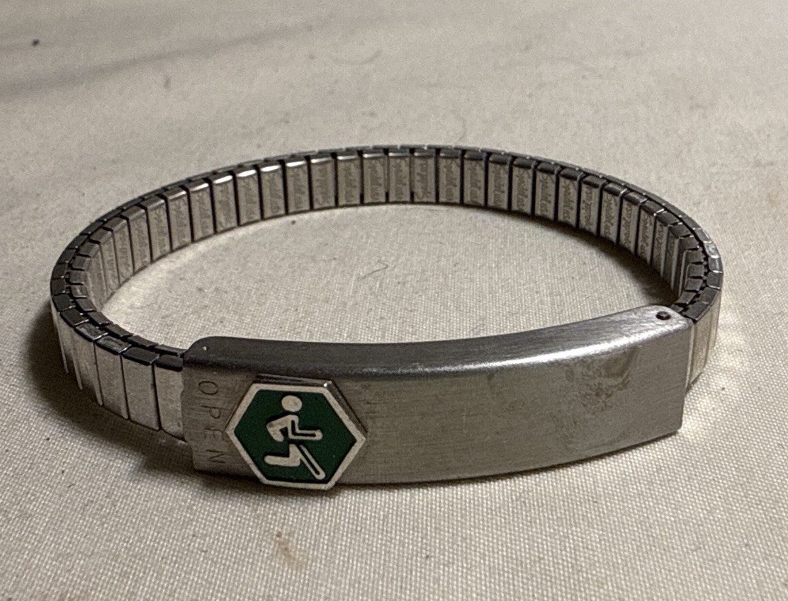 Speidel Jogident Medical Alert Bracelet Womens Stretch Band w/ Compartment