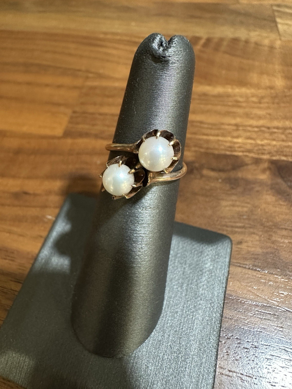 VTG 14k Rose Gold Claw Set Double 5MM Pearl Ring Sz 4.75 3 Grams