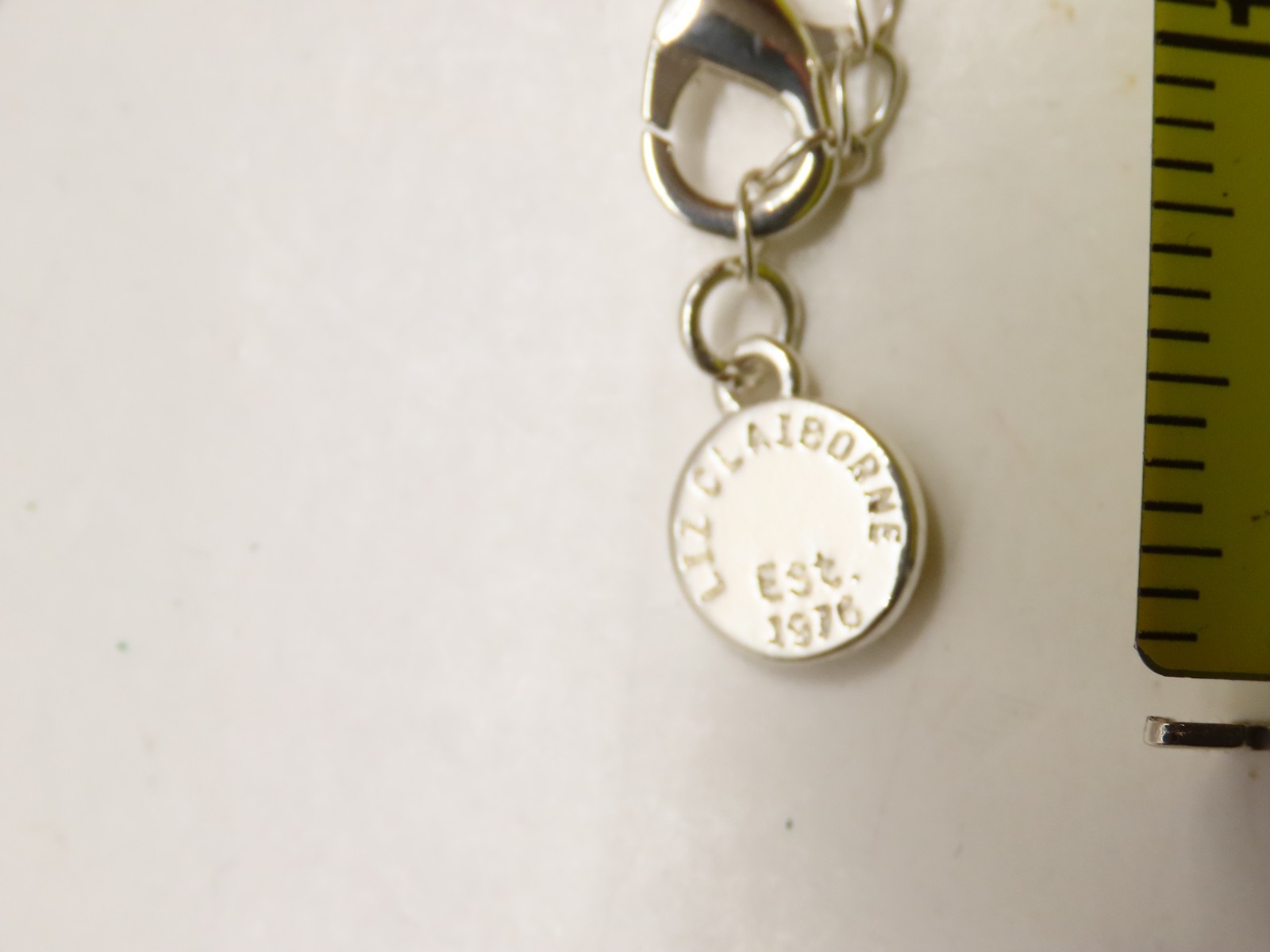 Necklace Pendant Liz Claiborne Vintage Silver Tone Slight Discolor Chain D5372