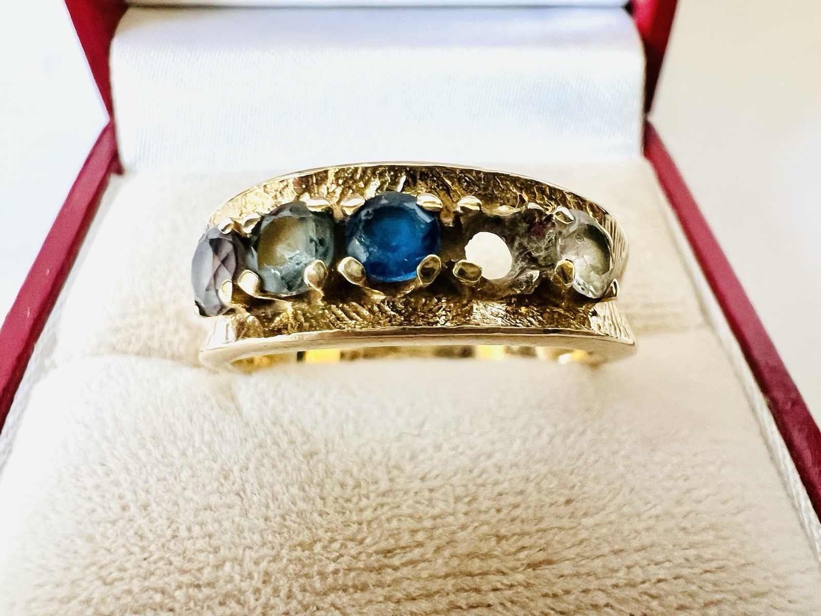 Vintage 14k Yellow Gold 5 Gem Stone 1 Missing MOTHERS Band Ring 3.6 Grams Sz 8