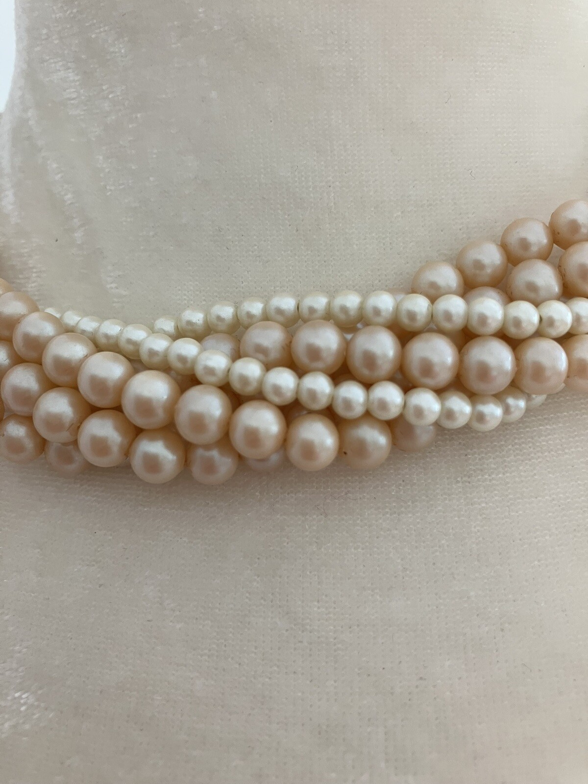 STUNNING! Vintage Signed Gay Boyer 6 Multi Strand Faux Pearl Necklace 16”