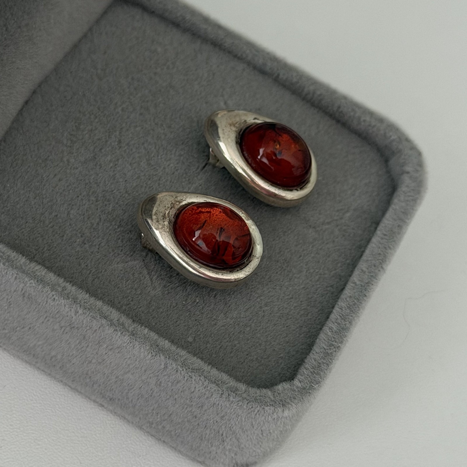 Vintage 925 Sterling Silver Natural Baltic Amber Cabochon Pear Post Earrings