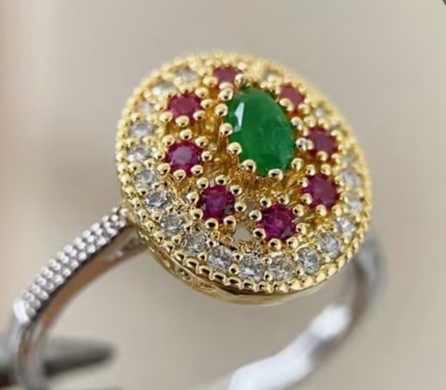 Vintage Gold and Silver Tone Multicolor Cluster Cocktail Ring Size 8 new