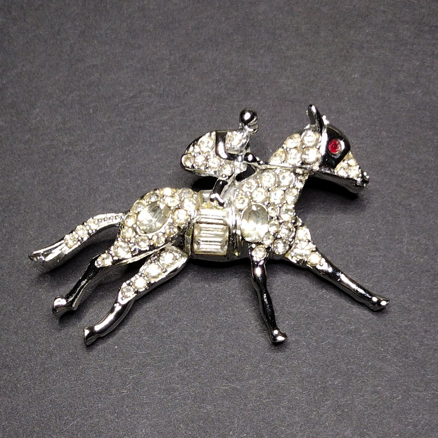Vtg Rhinestone Equestrian Brooch Pin Derby Race Horse & Rider White Metal PELL ?