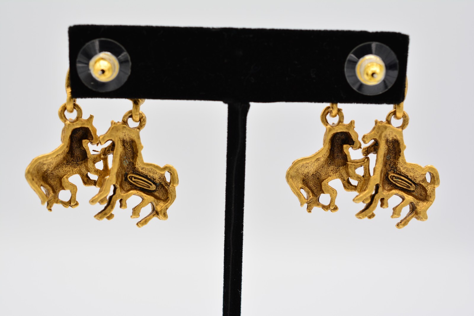 Vittorio Vintage Earrings Rainbow Animals Brushed Gold NOS 80s Signed 9C