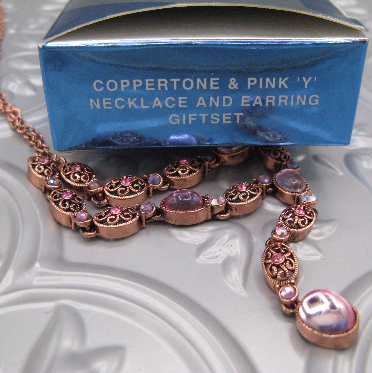 AVON Vtg 2005 Coppertone And Pink Y Necklace And Pierced Earrings Set With Box