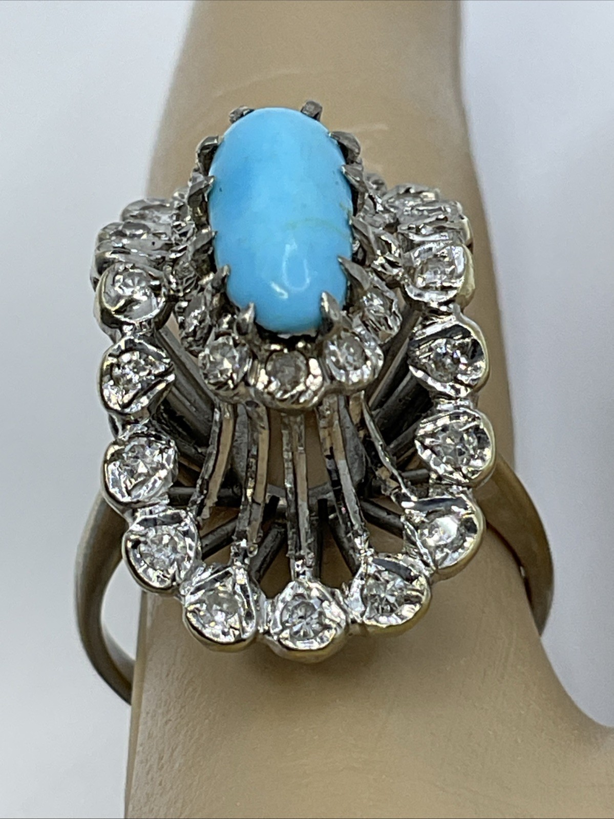 Ladies Ring Solid 18K W.Gold Turquoise & Diamond UNUSUAL DESIGN VINTAGE HANDMADE