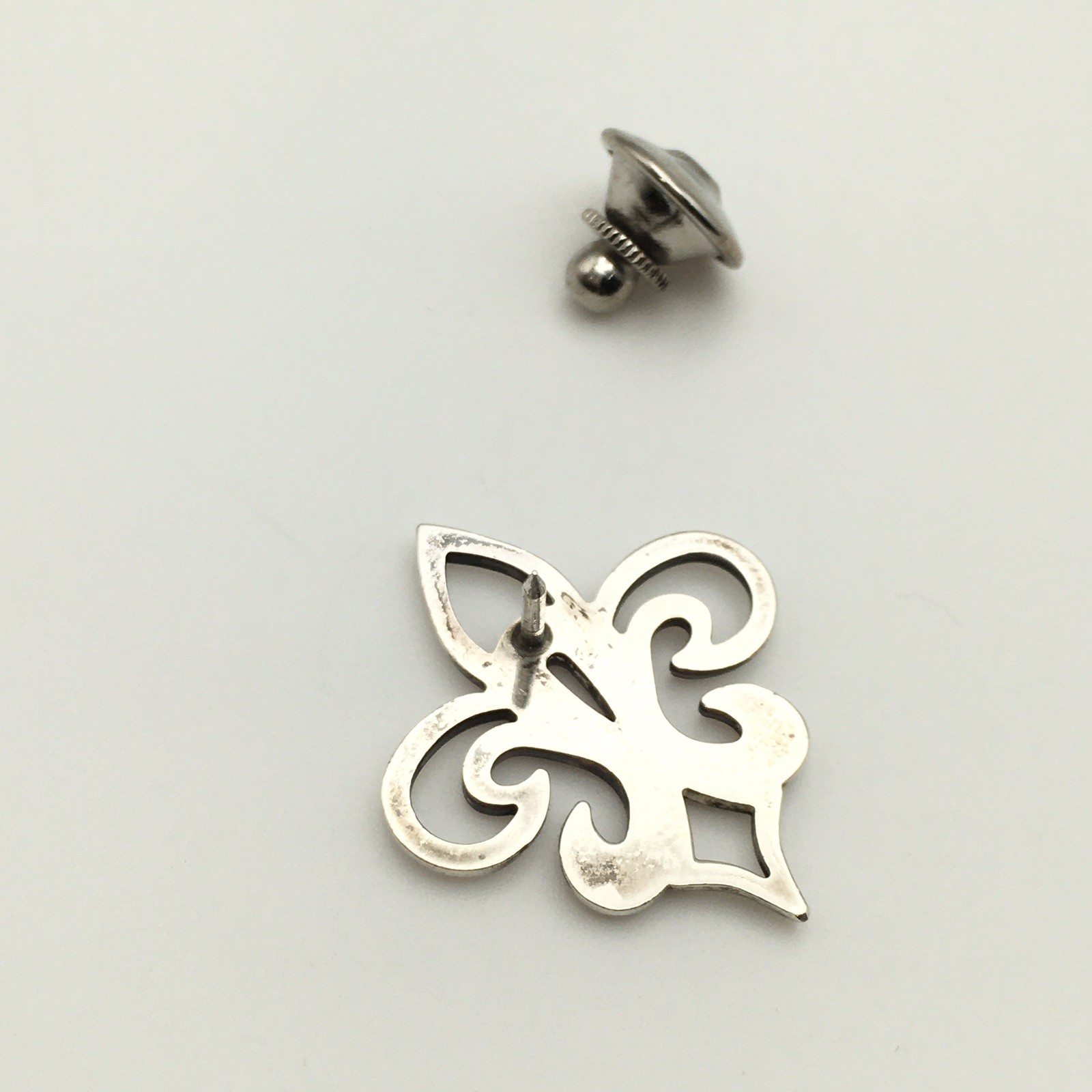 Vintage Sterling Silver Pink Breast Cancer Ribbon Fleur De Lis Pin Tack 3.3g #58