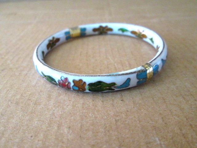 Vintage Enamel White Green Blue Flowers Bracelet Opening Hinged Bangles 6.5″