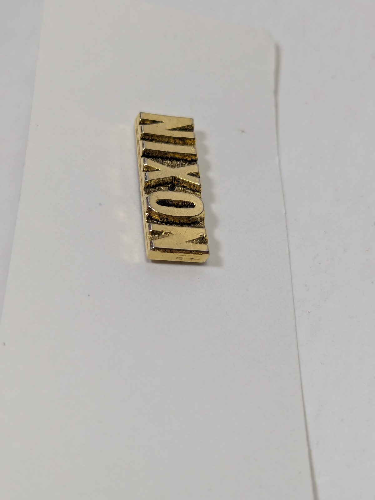 Nixon Spell Out Vintage Gold Tone Name Lapel Pin Tie President Collectible 1970s