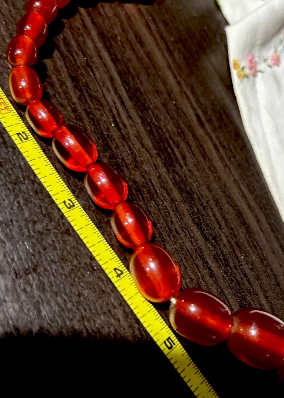 VINTAGE 64g GORGEOUS BAKELITE CHERRY AMBER TRANSLUCENT BEADS 21” NECKLACE Test