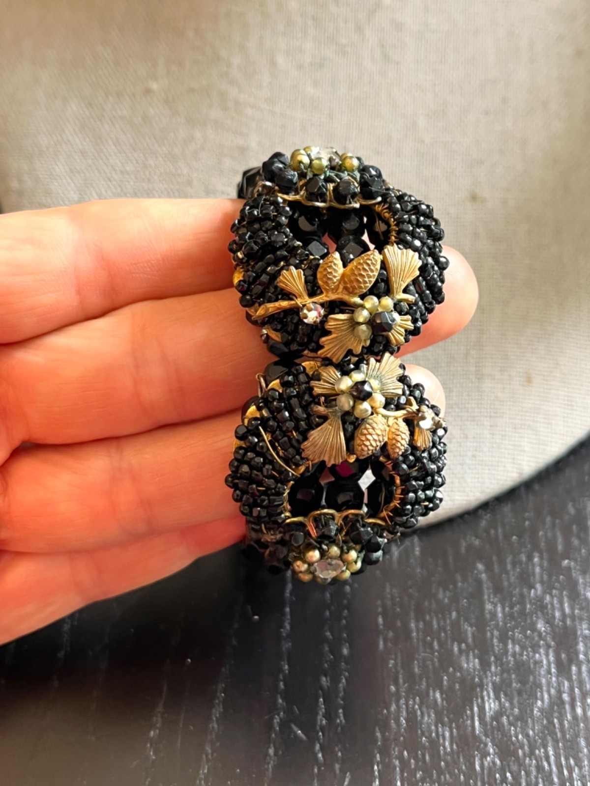 Beautiful Vintage Miriam Haskell Black Glass Bracelet Earrings Gold Pinecone