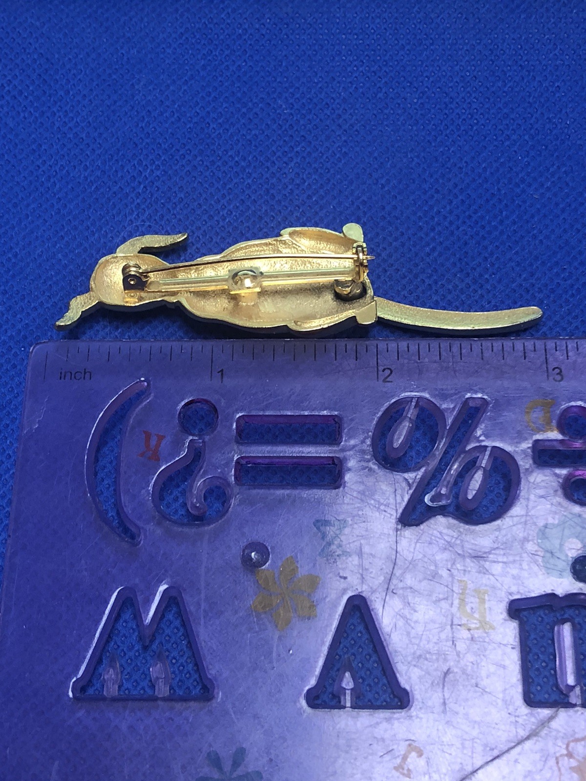 VINTAGE JJ JONETTE JEWELRY SIGNED SITTING DOG ARTICULATED TAIL BROOCH PIN