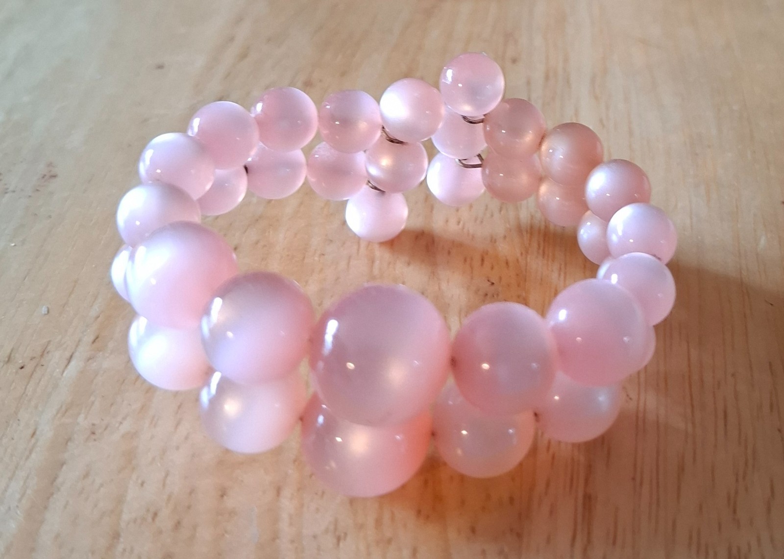 Vintage Jewelry Pink Moonglow Lucite Graduated Beads Memory Wire Cuff Bracelet