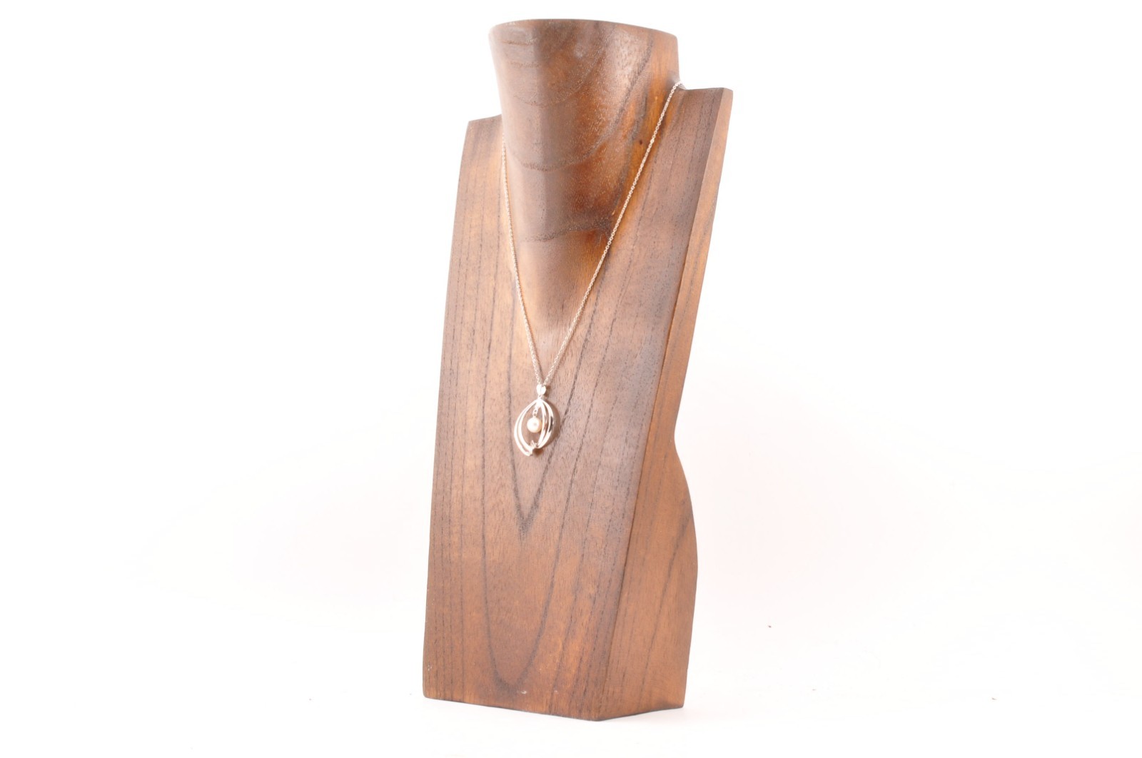 Near mint Japan brand “MIKIMOTO” Akoya pearl pendant 925 silver (total 18.0ct).