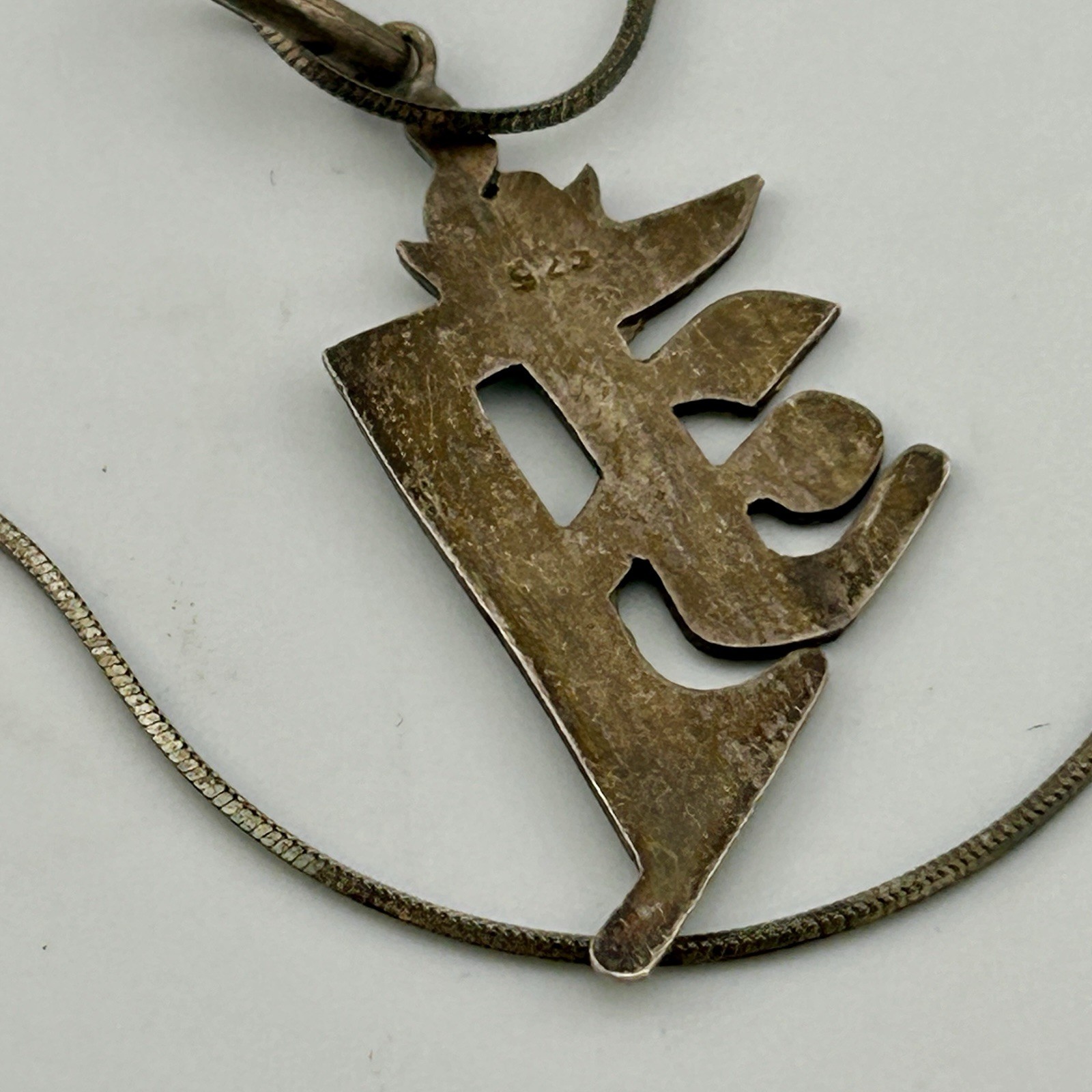 925 Sterling Turquoise Inlay Devanagari Letter Pendant Necklace 18″ 1990s VTG