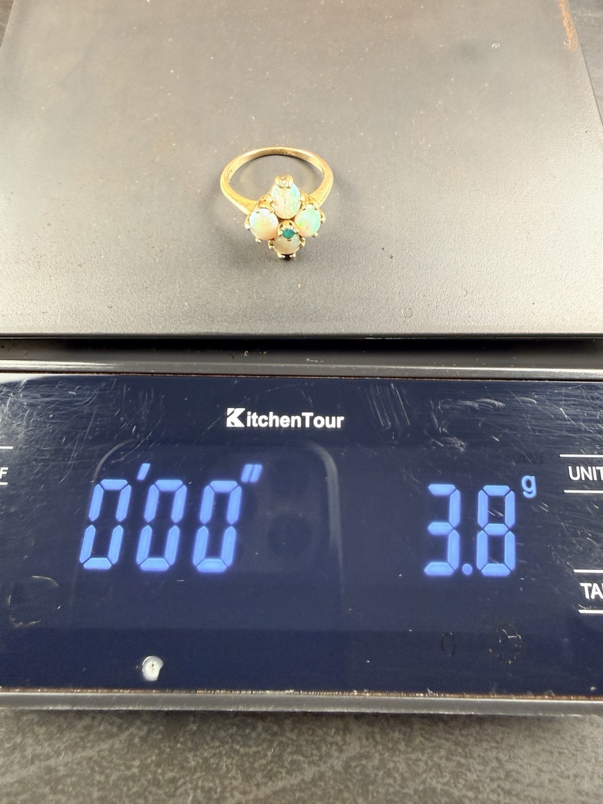 Vintage 14K Yellow Gold Opal Cluster Ring Green Center Stone Size 8.