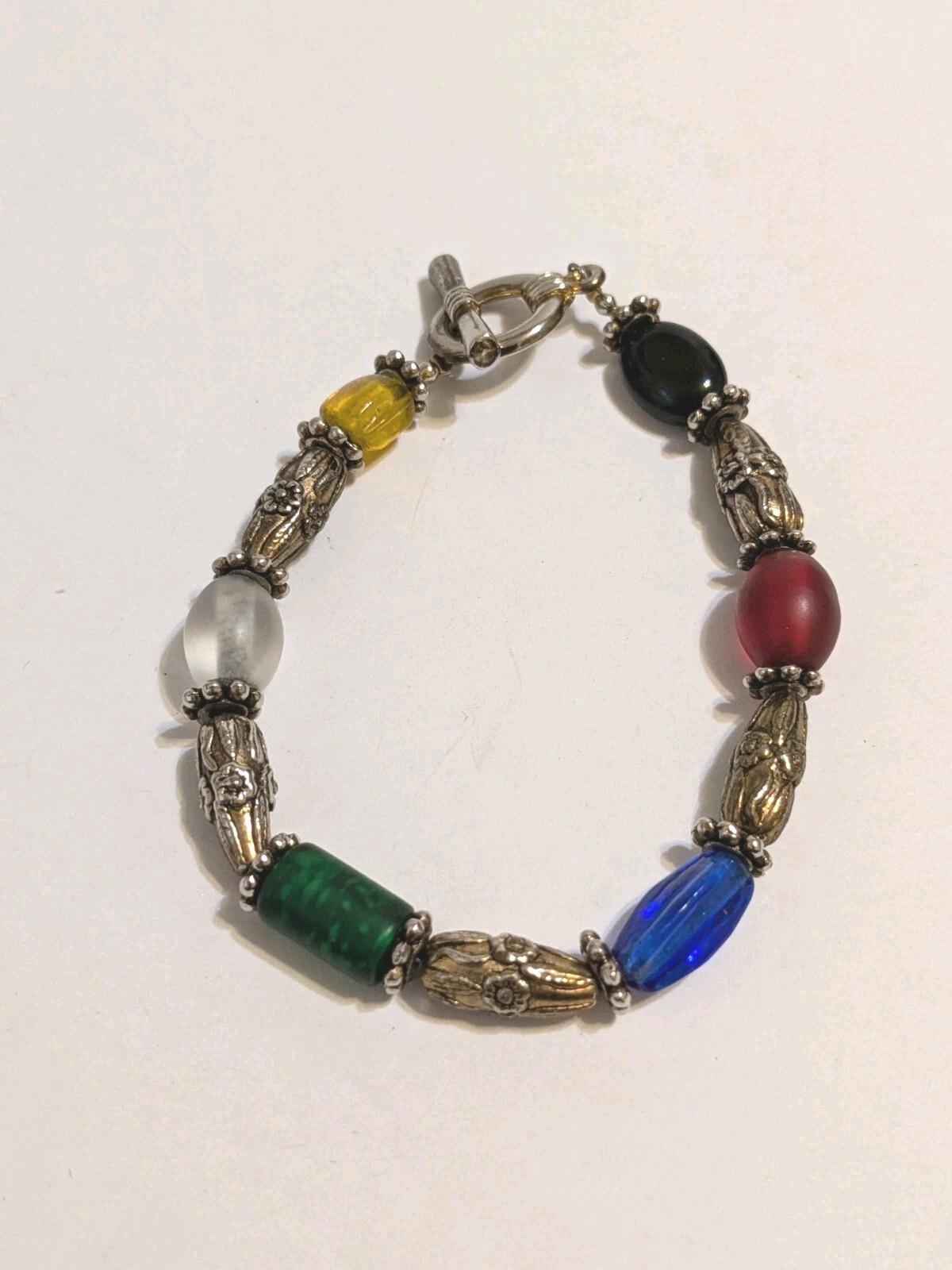 Vintage Multi Tone Bracelet With Multicolor Glass Beads. Toggle Closure 6 3/4″
