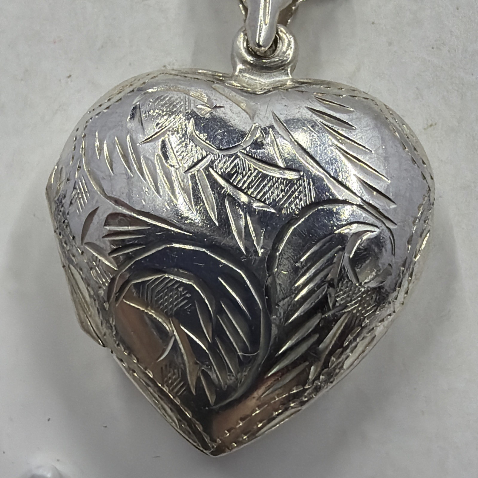 Vintage 925 Large Puff Ornate Etched Hollow Heart Locket Pendant Sterling Silver