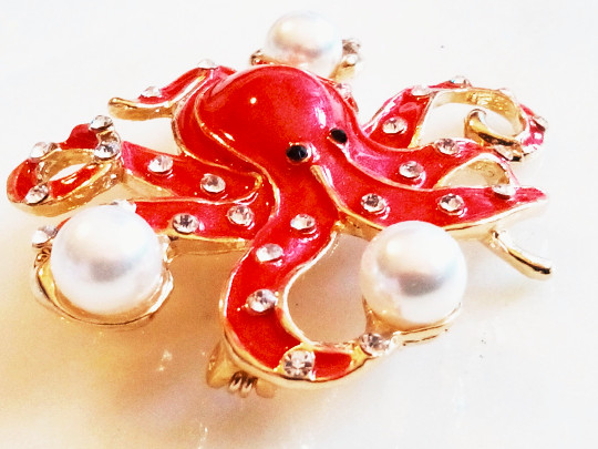ENAMELED OCTOPUS BROOCH/PENDANT!Red Enameled,Clear Crystals,White Fantasy Pearls