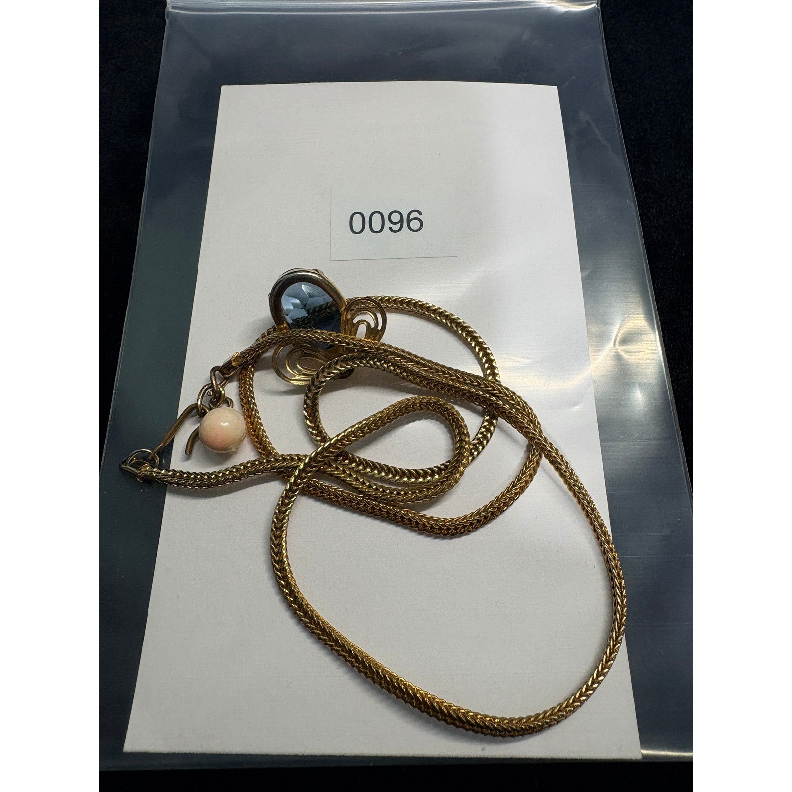 Vintage Gold Tone Wheat Chain Blue Oval Stone Pendant Necklace 22 Inch 15g