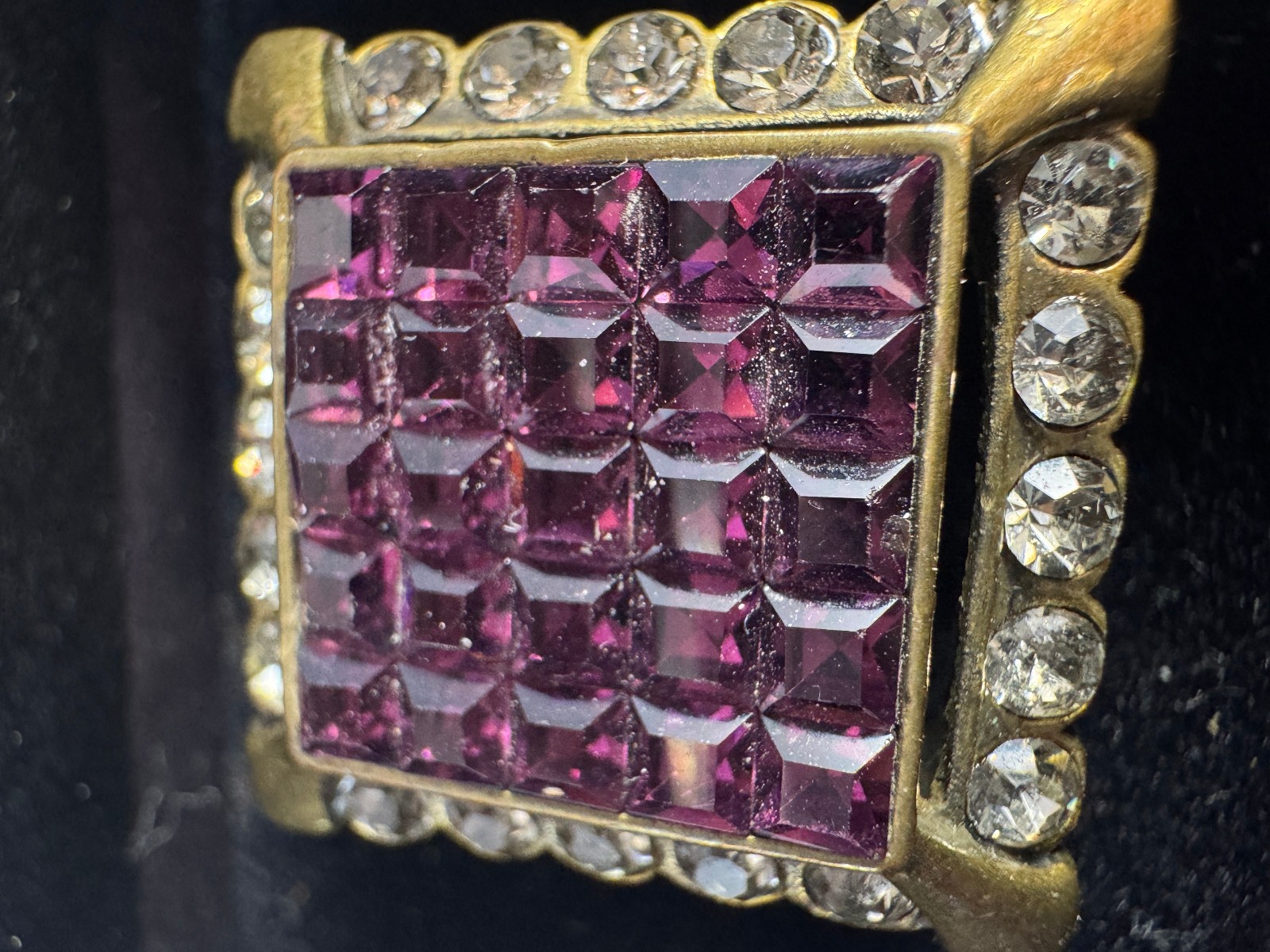 Vintage Heidi Daus Purple/Pink and white stone ring, size 5.75