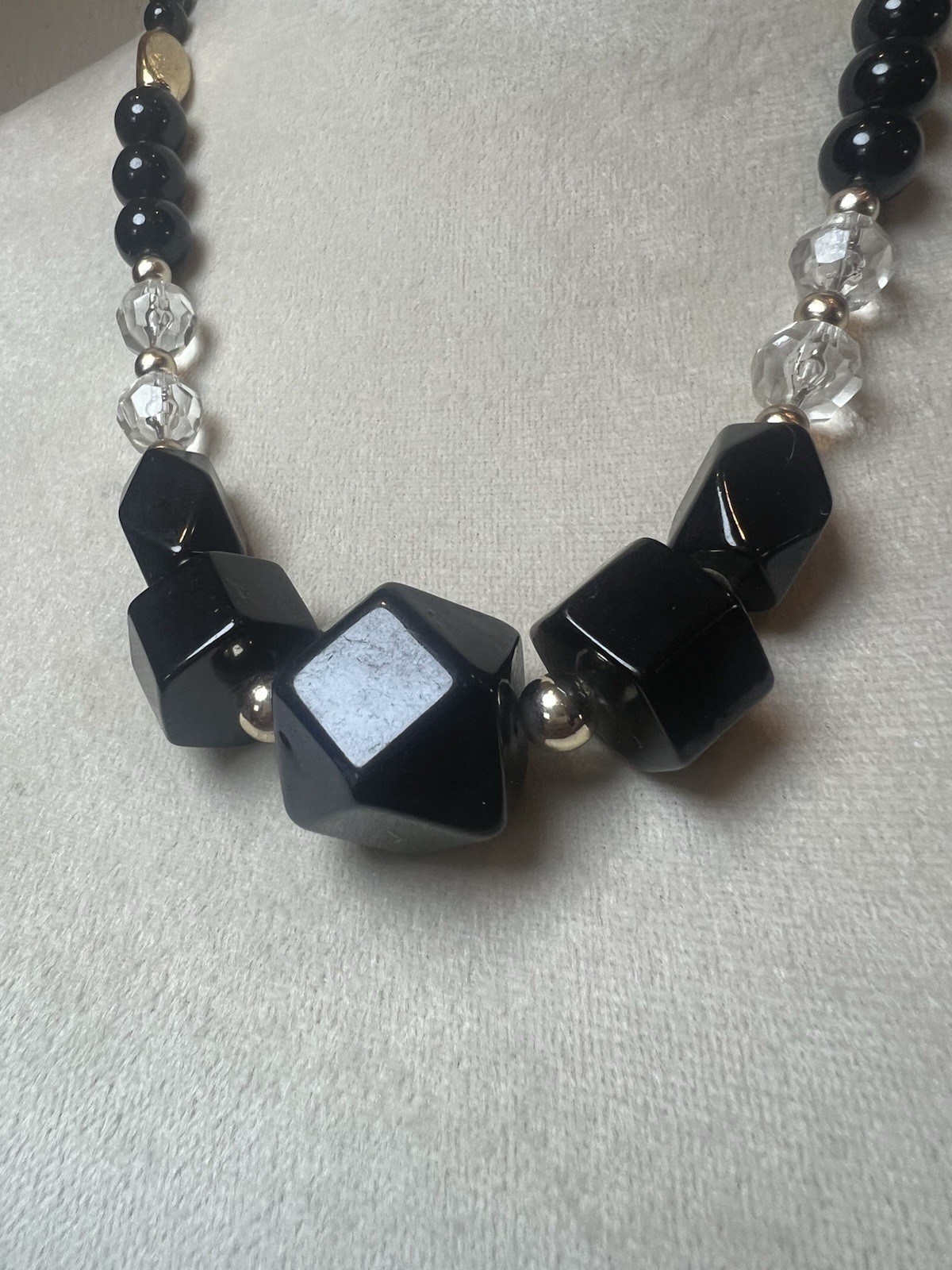 Vintage Black/clear Resin Beaded Necklace With Gold Accents. Grandmacore Boho