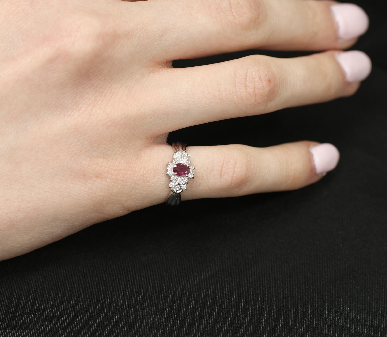 Vintage 0.35ct Natural Untreated Ruby & 0.23ct Diamond Platinum Ring Size 4.75
