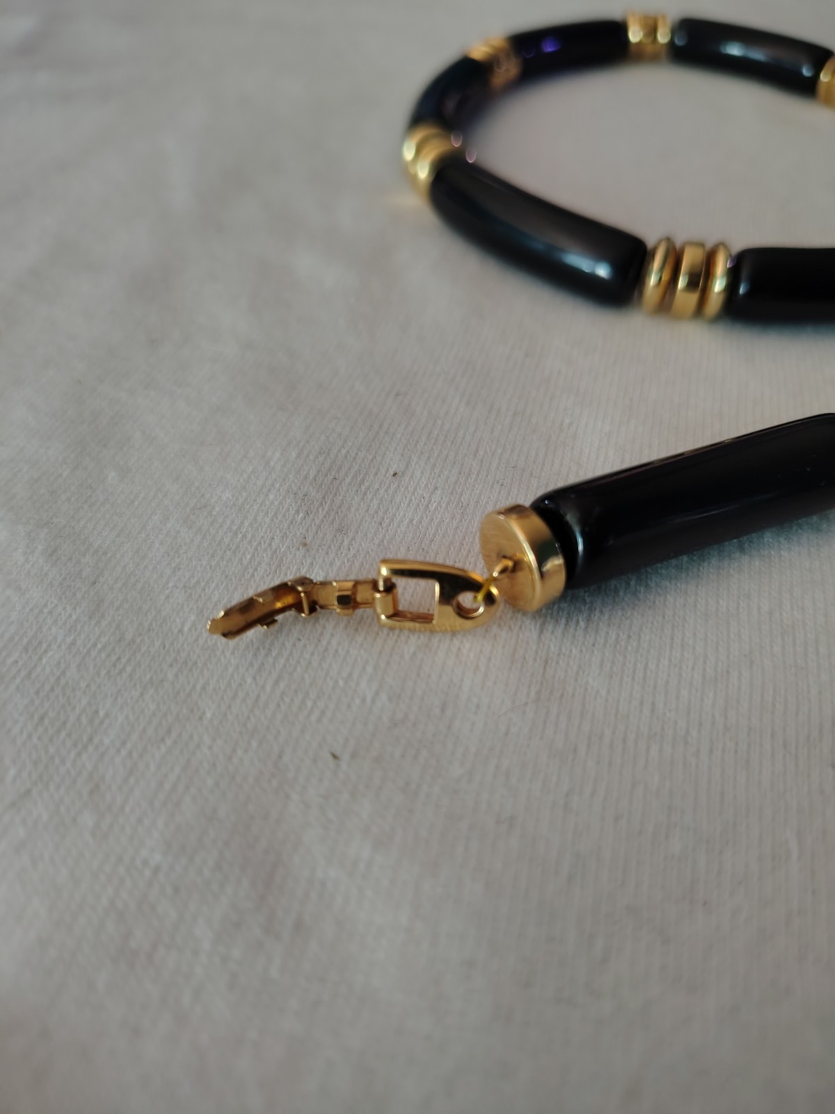Napier Necklace Black and Gold Tone Beaded Choker Vintage 18 in