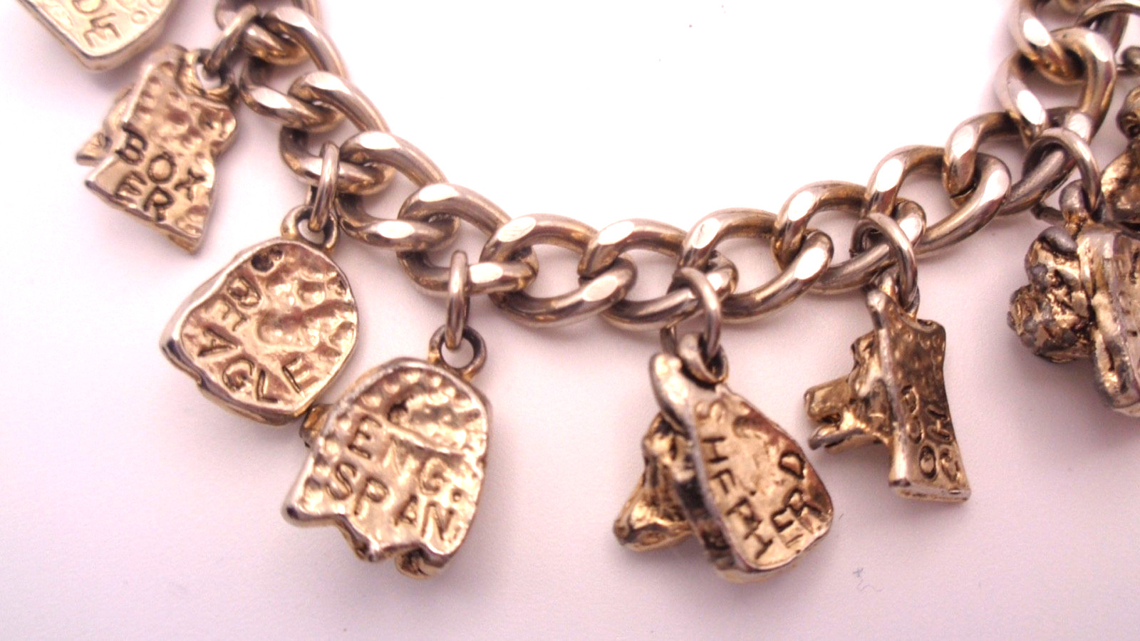 Vintage Super Fun Oval Chain Link Charm Bracelet 14 Different Dog Head Charms