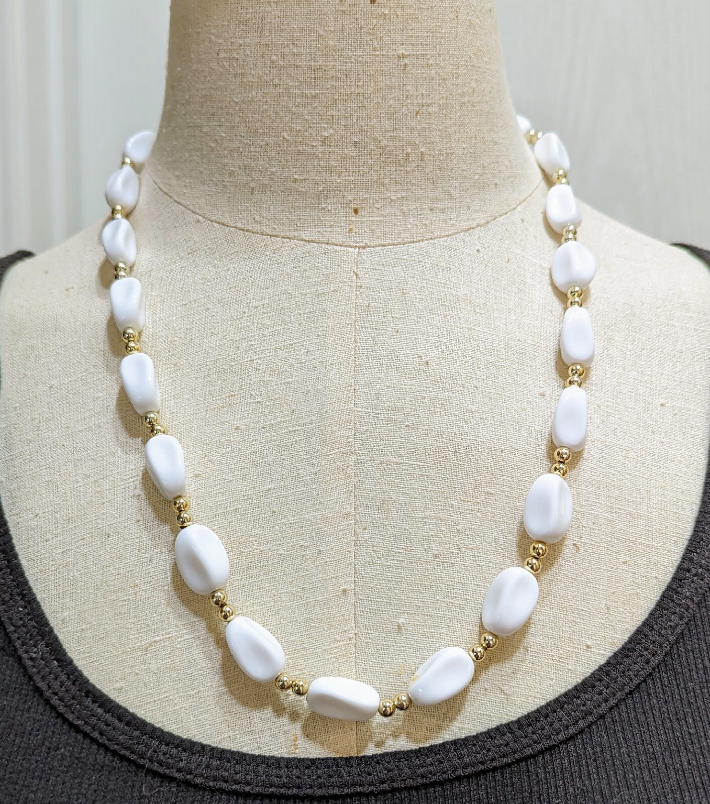 Vintage Twisted Off White & Pastel Pink Green Purple Beaded Necklace 28″ + White