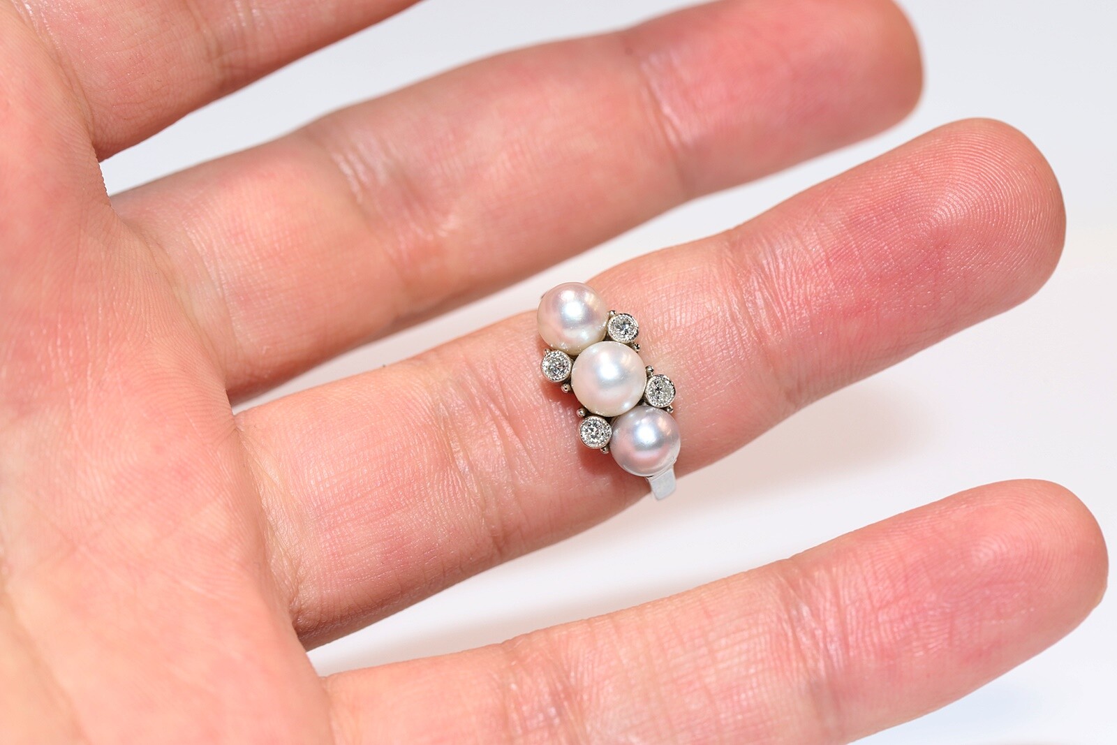 Vintage Circa 1970s handcrafted 14k Gold Natural Diamond And Pearl Ring