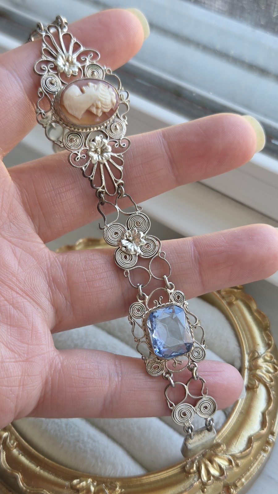 Vintage Art Deco Cannetille Filigree Cameo & Topaz Bracelet 7″