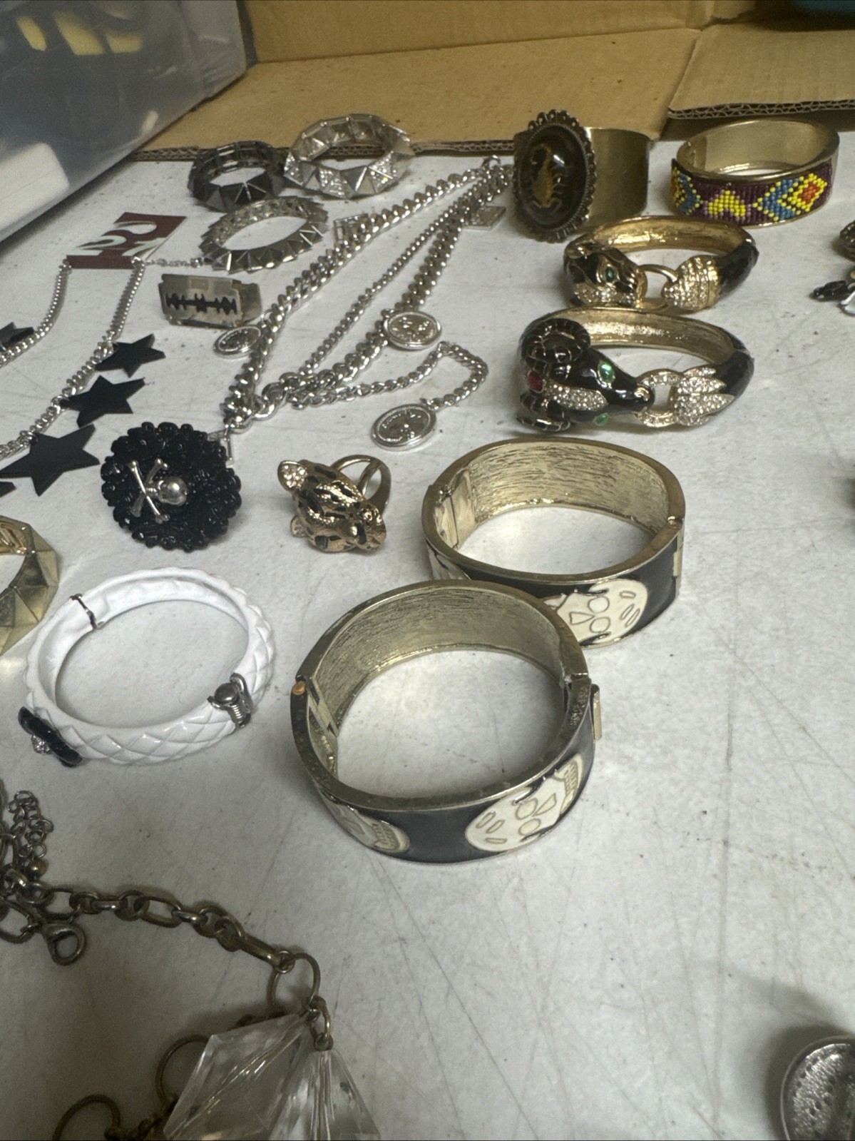 Lot Of Mix Vintage JEWERLY #8