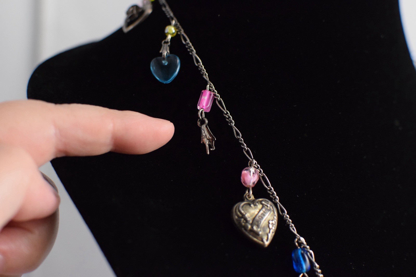 VTG? Glass Works Studio Glass Puffy Hearts Cupid Lock Heart Charm Necklace Read