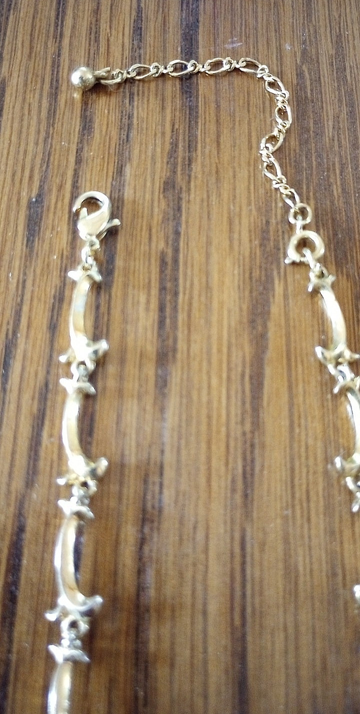 Pretty Vintage Gold Tone Yellow & Faux Diamond Rhinestone Rare Design Necklace