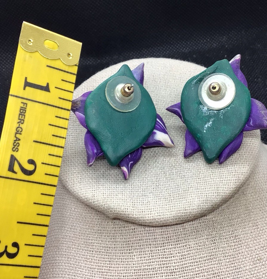 Vintage Costume Large Acrylic Purple White & Green Floral Drop Earrings H264