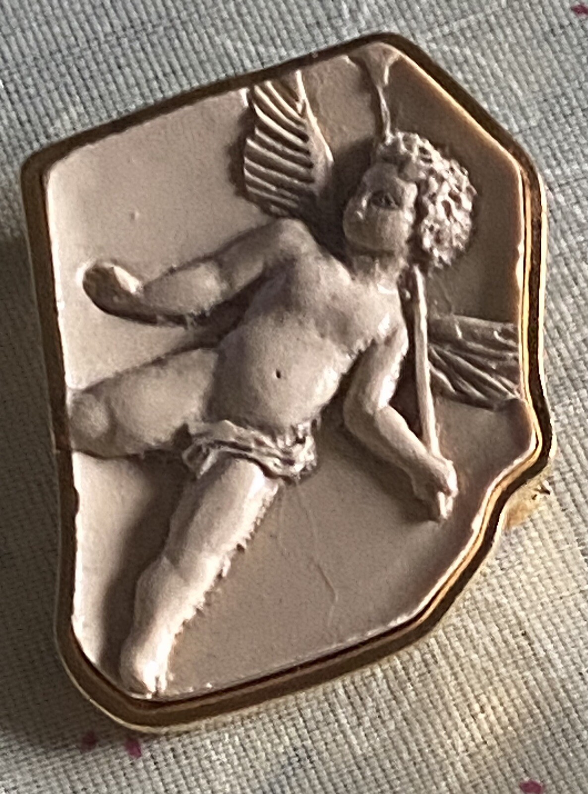 Vintage Vatican Library Collection Cherub Brooch W/Raised Relief