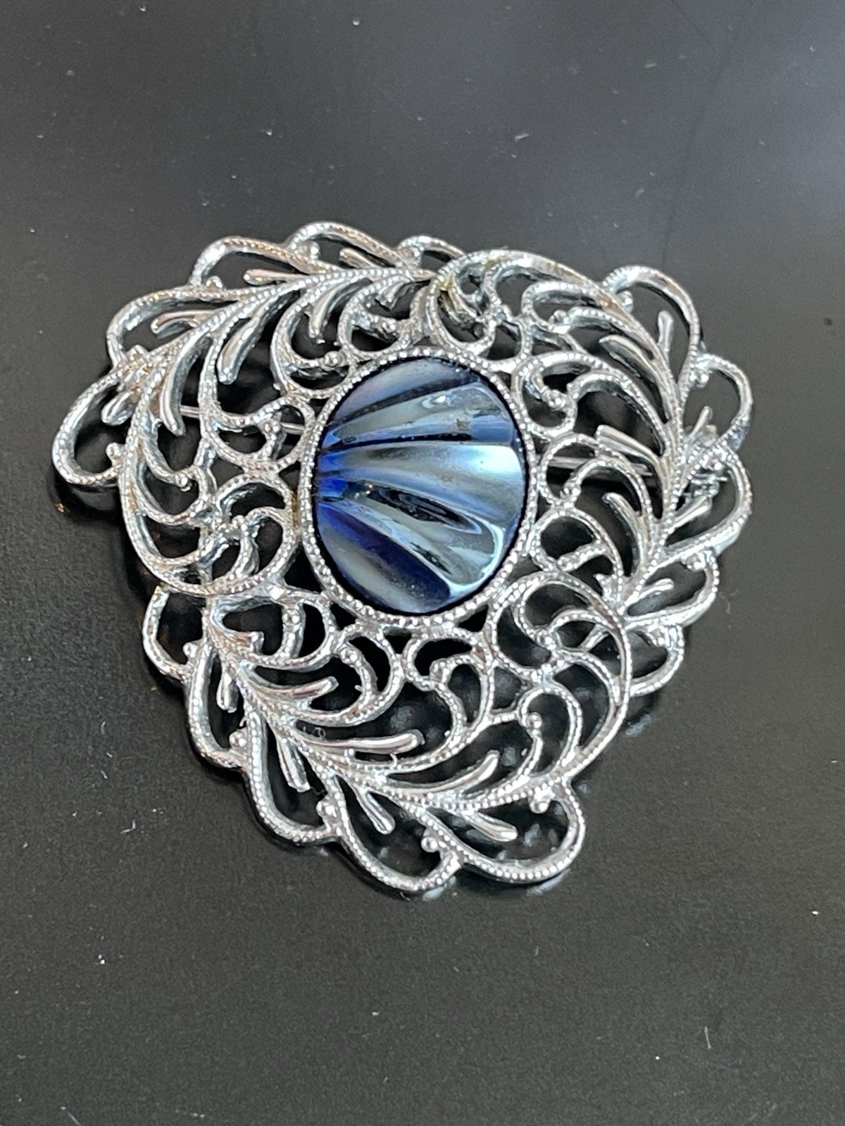 Vintage Sarah Coventry Royal Plumage Brooch &clip earrings Set 1960s Blue