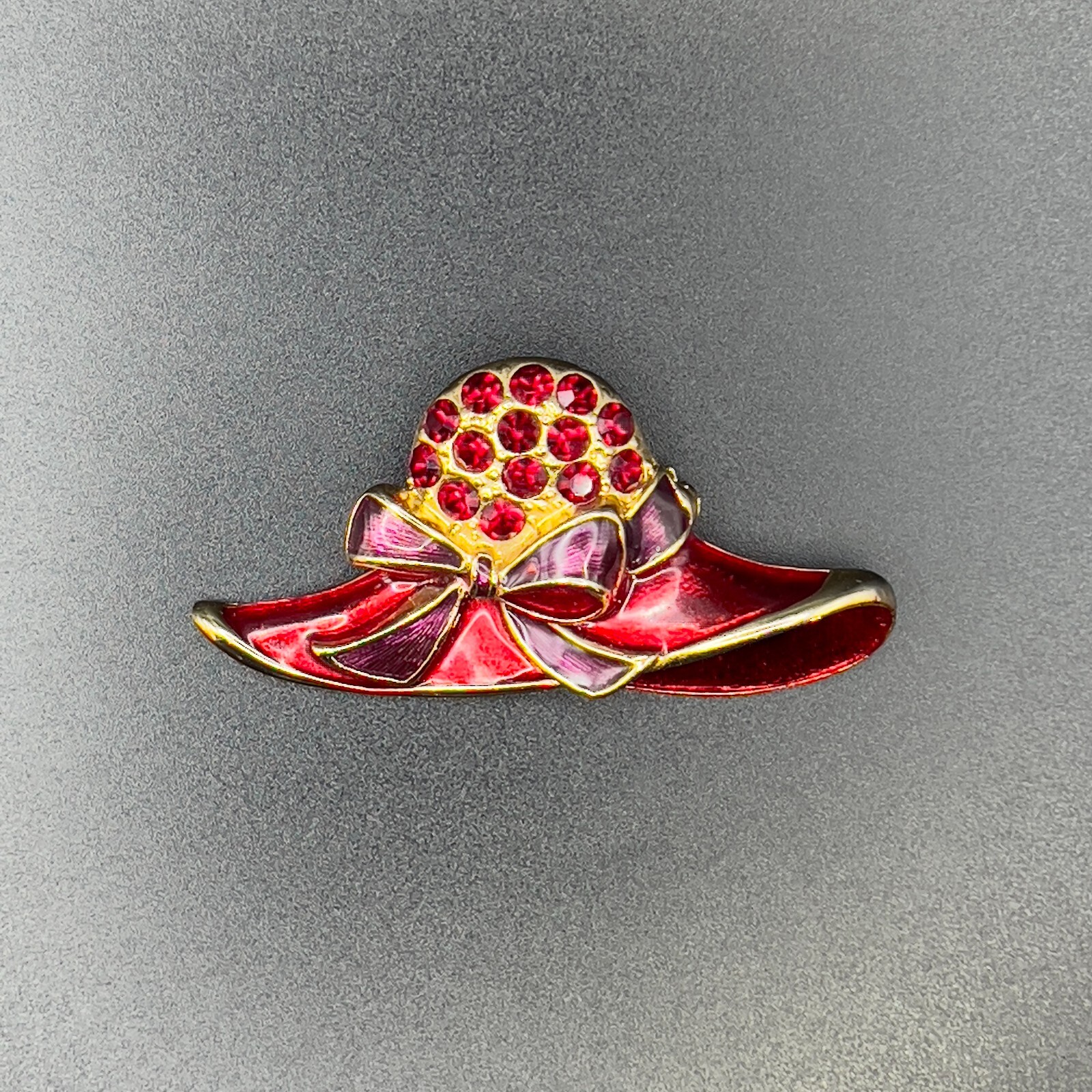 Vintage Red Hat Enamel Gold-Toned & Red Rhinestones Brooch Pin