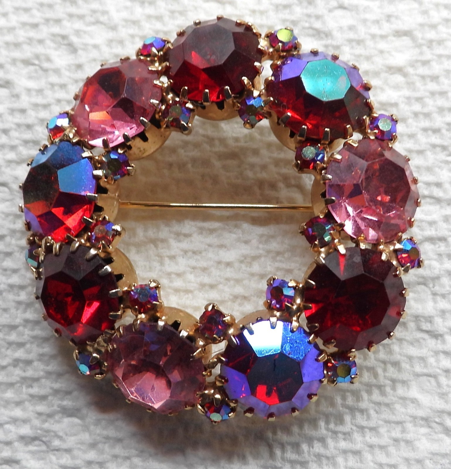 Vintage Signed WEISS AB Red Pink Fuchsia Rhinestone Pin Brooch & Earring Set